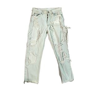 Light wash carhartt ripped jeans